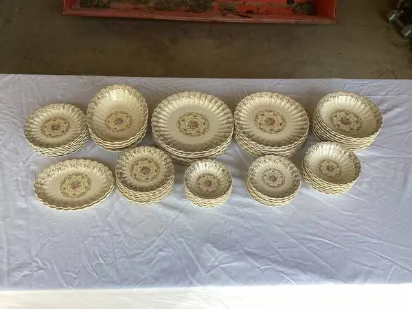 71 Pc 22k Trojan Sebring Toledo Delight China Set