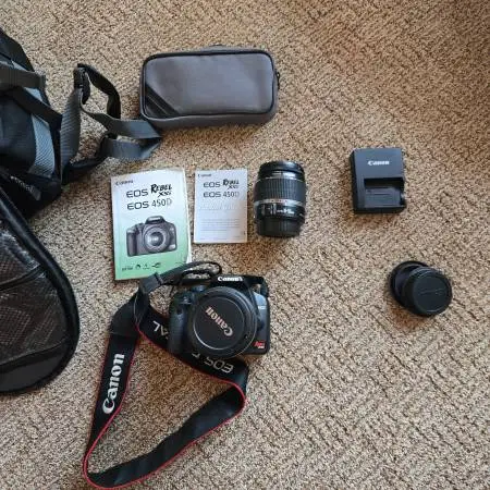 Canon EOS 450D (Rebel XSi) DSLR Package in LIKE NEW Condition