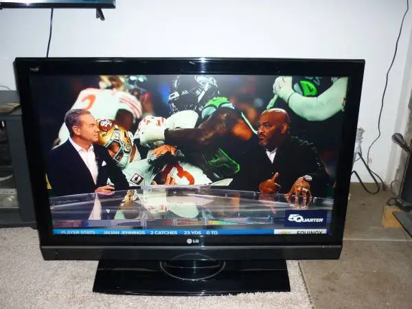42 In. LG 1080P TV