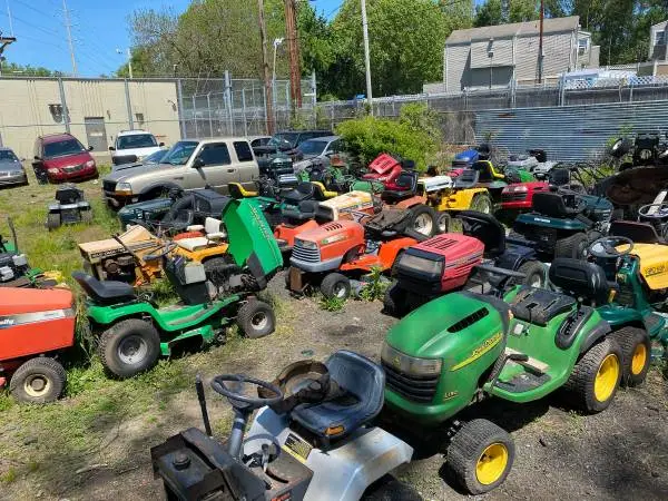 Broken Riding Lawn tractors Needed
