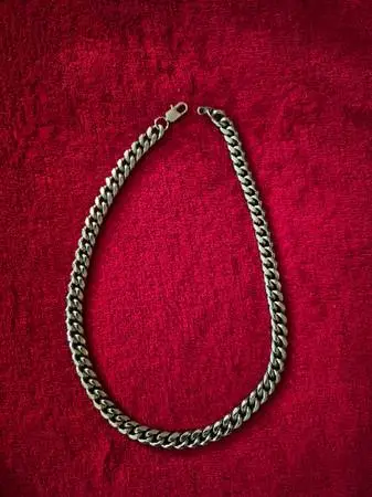 Nice 20 inch stainless steel chain