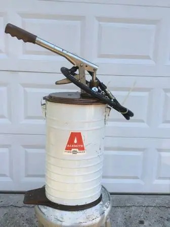 Alemite Division Grease Can