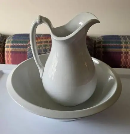 *ANTIQUE STONEWARE PITCHER & BASIN*