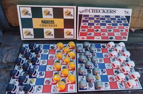 NFL Football Checkers Game X2