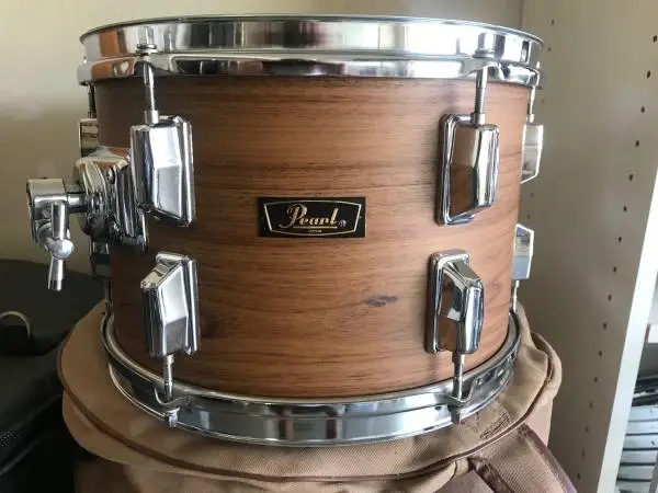 PEARL DRUM SET