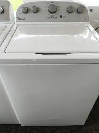 Front Load Washer Whirlpool in Great Working Order Clean