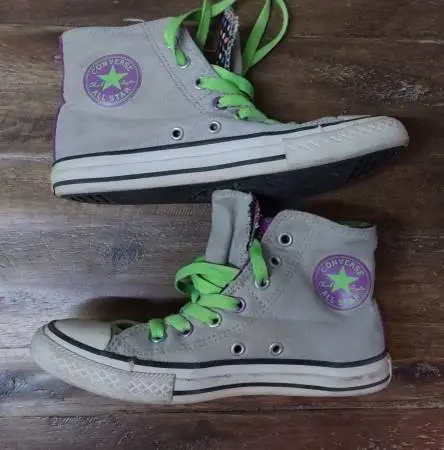 Converse All Star Kids Size 2
