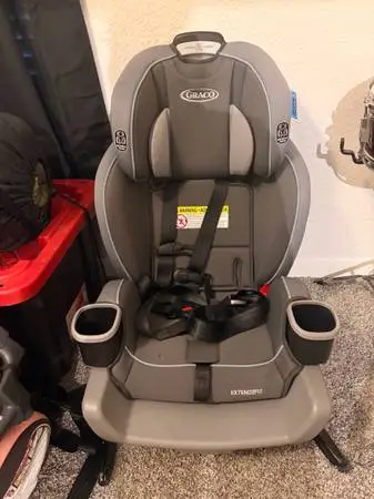 Graco carseat and booster