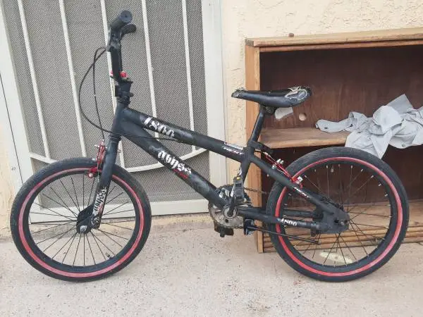 Kent Abyss 18” Boys BMX Bike