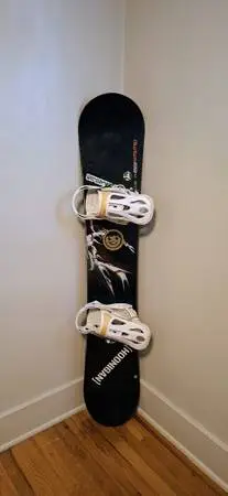 BURTON Air 161cm Snowboard + BURTON Bindings