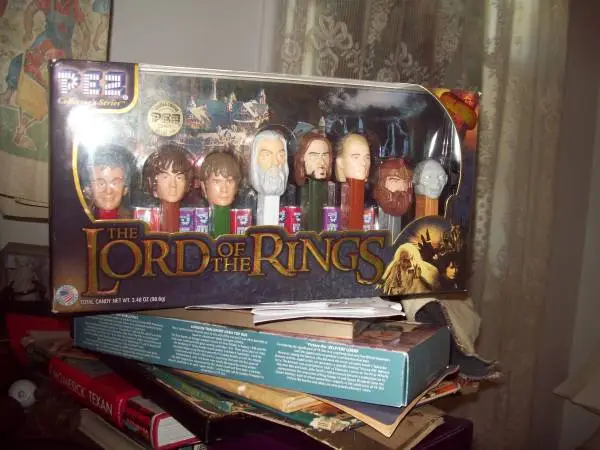 Pez=2011 Unopened-Lord Of The Rings-Collectors Series Set 8 Character