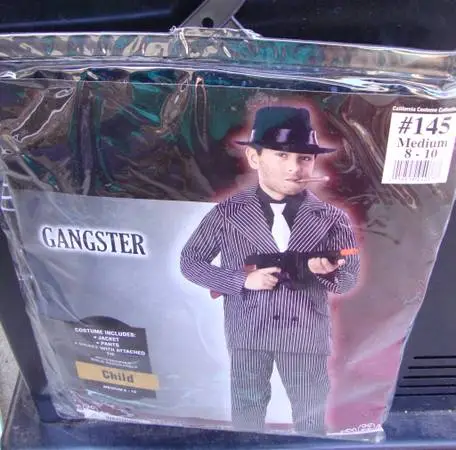 Halloween costume   Gangster  size Medium 8/10