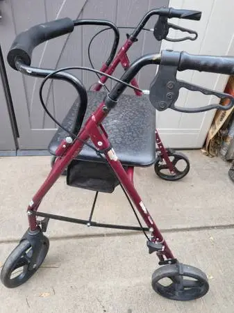 ROLLATOR GUARDIAN