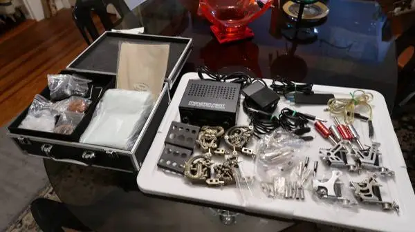 TATTOO STUFF POWER SUPPLY 8 MACHINES . $125.00