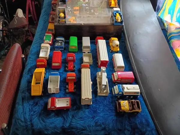 selling 30 toys buddy L and some tonka toys small size vehicles, $450