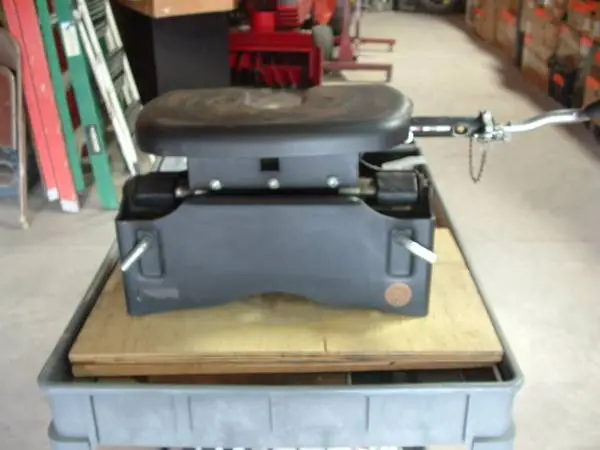 Curt 5th wheel hitch  25,000 LB