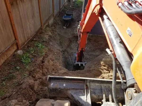 EXCAVATION,LAND CLEARING,DEMOLITION,SEWER WRK,PAVERS,RETAINING WALLS