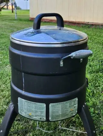 NEW BUTTERBALL NO OIL TURKEY FRYER RETAIL $200