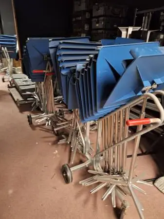 Hydraulic Music Stands and Carts $10
