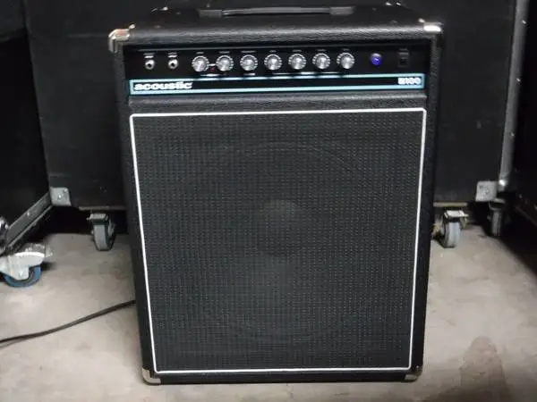 Acoustic B100 100 Watts Bass Combo Amp. 15 Speaker. Excellent as New!