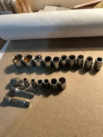 Mechanics Metric Sockets.....3/8 and 1/4 Drive