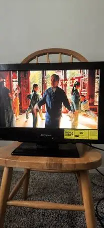 19 Inch Emerson Tv/DVD Combo