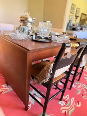 Wingrove Estate Sales/21 Bridgewood Ave