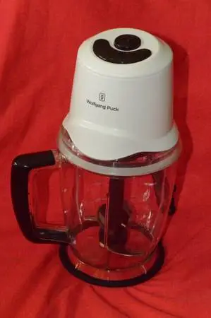 Wolfgang Puck Quadchop With Stacking Blades NEW IN BOX. WHITE.