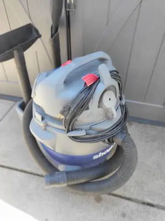 16 GAL. SHOP VACUUM.WET OR DRY