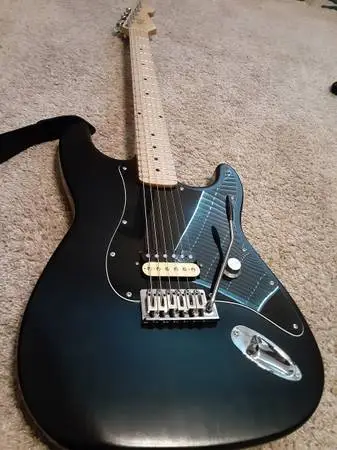 EVH Stratocaster Fast Player and Made for Pros