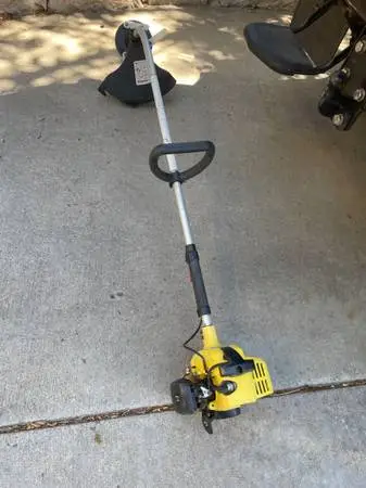 John Deere 21C Weed Trimmer (Stringless)