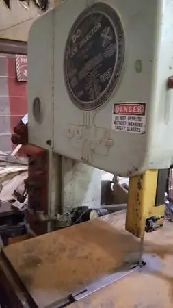 BAND SAW w/WELDER