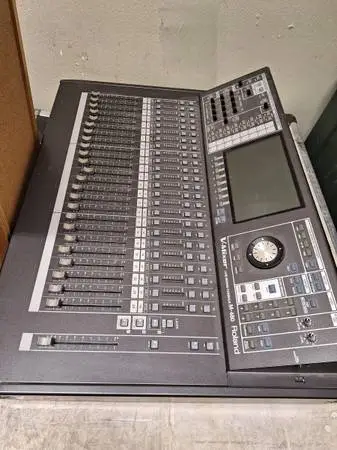 ** REDUCED** Roland m-480 mixing console $400