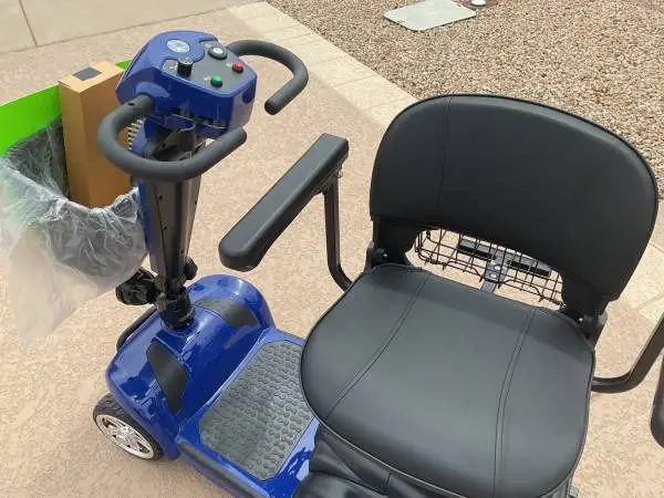 ELECTRIC MOBILITY SCOOTER