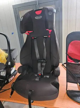 Baby walker and baby carrier