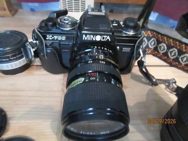 Very Nice Minolta Camera with multiple lenses and case