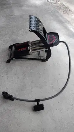 Schwinn Twin Cylinder Floor Bicycle Pump- Fast Filling!