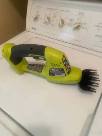 Ryobi 18V Cordless Shrubber Trimmer (Tool Only)