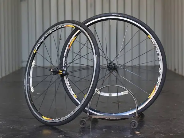 Near NOS Black Mavic Ksyrium Elite 1st Gen clincher Shimano 8-11sp