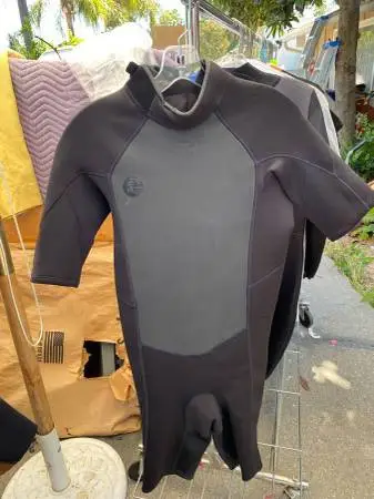 NEW O’NEIL MENS SPRING WETSUIT SHORT SIZE M XL MALIBU SURFING