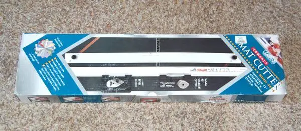 Logan Compact Mat Cutter Model 301-S Precision 32 Straight/Bevel Cut