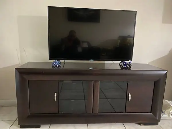 TLC ROKU TV de uso