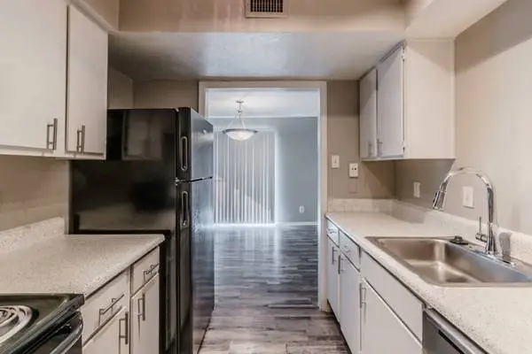 Playground, Dishwasher, Washer/Dryer Connections