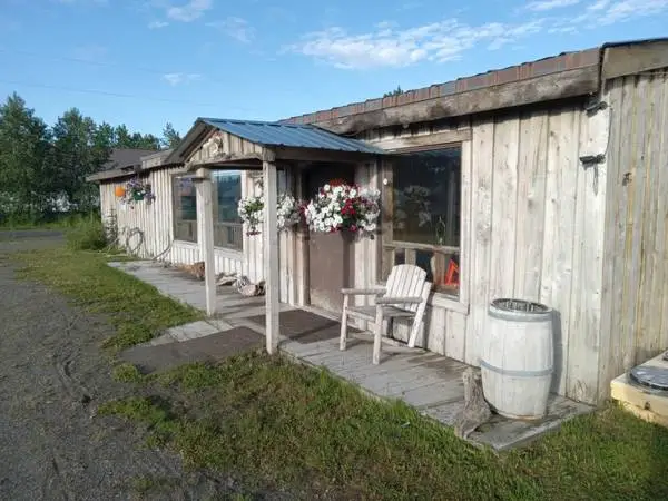 COMMERCIAL PROPERTY FIXER UPPER