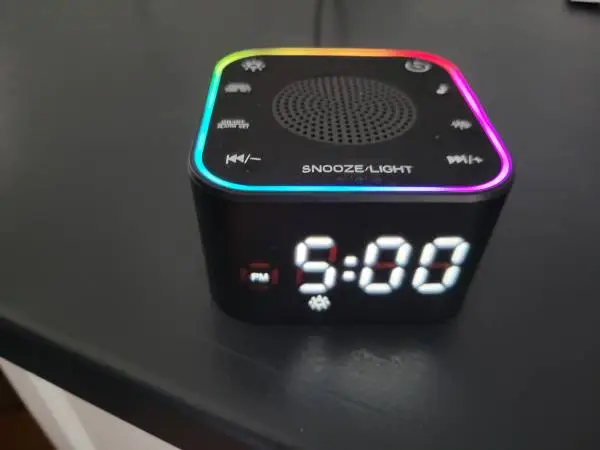 NEW- White Noise Sound Machine: with Alarm Clock