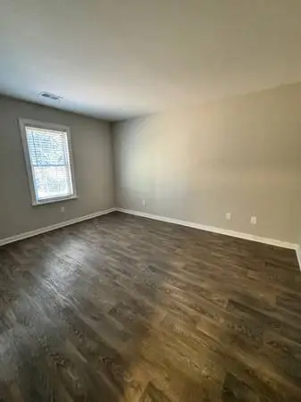 Your search ends here: Perfect 3 BR, 1234 Sq Ft spaces!