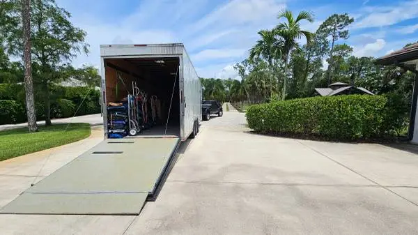 💪 EXPERT MOVERS just $100/hr.... Upfront pricing you can TRUST