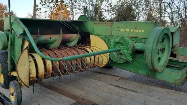 ISO - John Deere HD 10 Small Square Hay Baler - Wanted To BUY