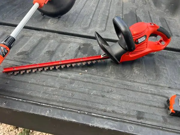 Electric Hedge Trimmer