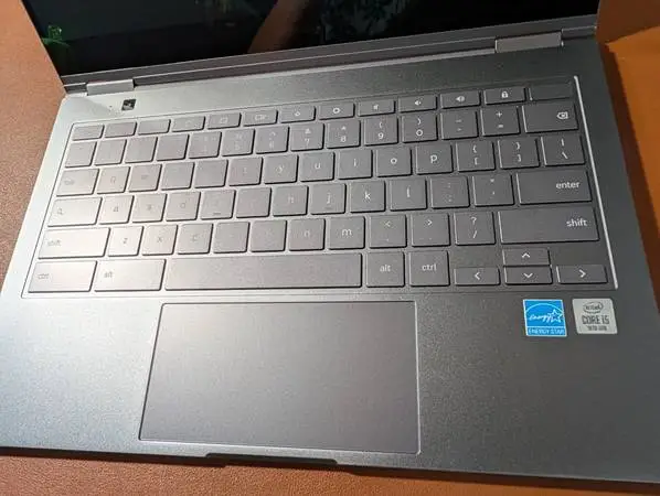 Top of the line Samsung Chromebook with AMOLED touchscreen